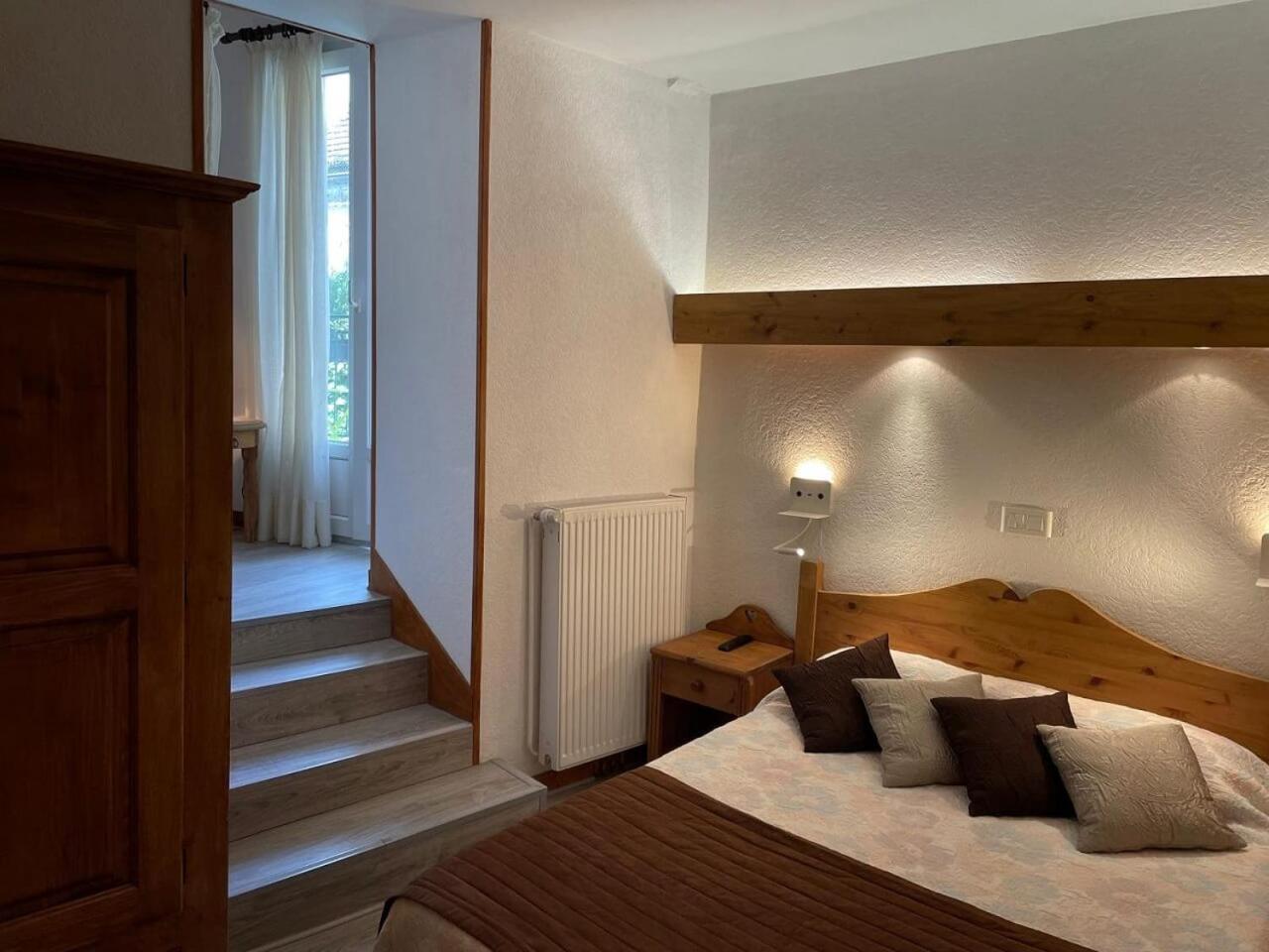 Hotel de Bourgogne Saulieu Eksteriør billede